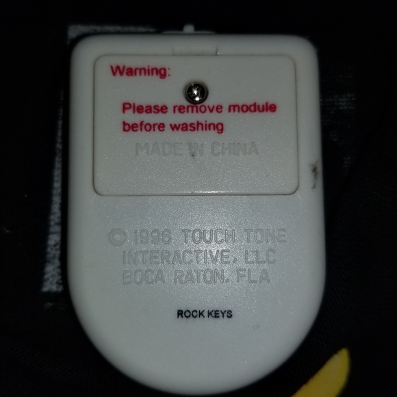 Vintage 97-98 touch tone tee shirt - Picture 7 of 7